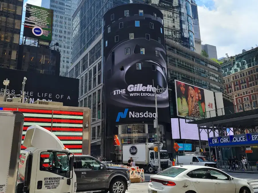 NASDAQ Tower Advertising